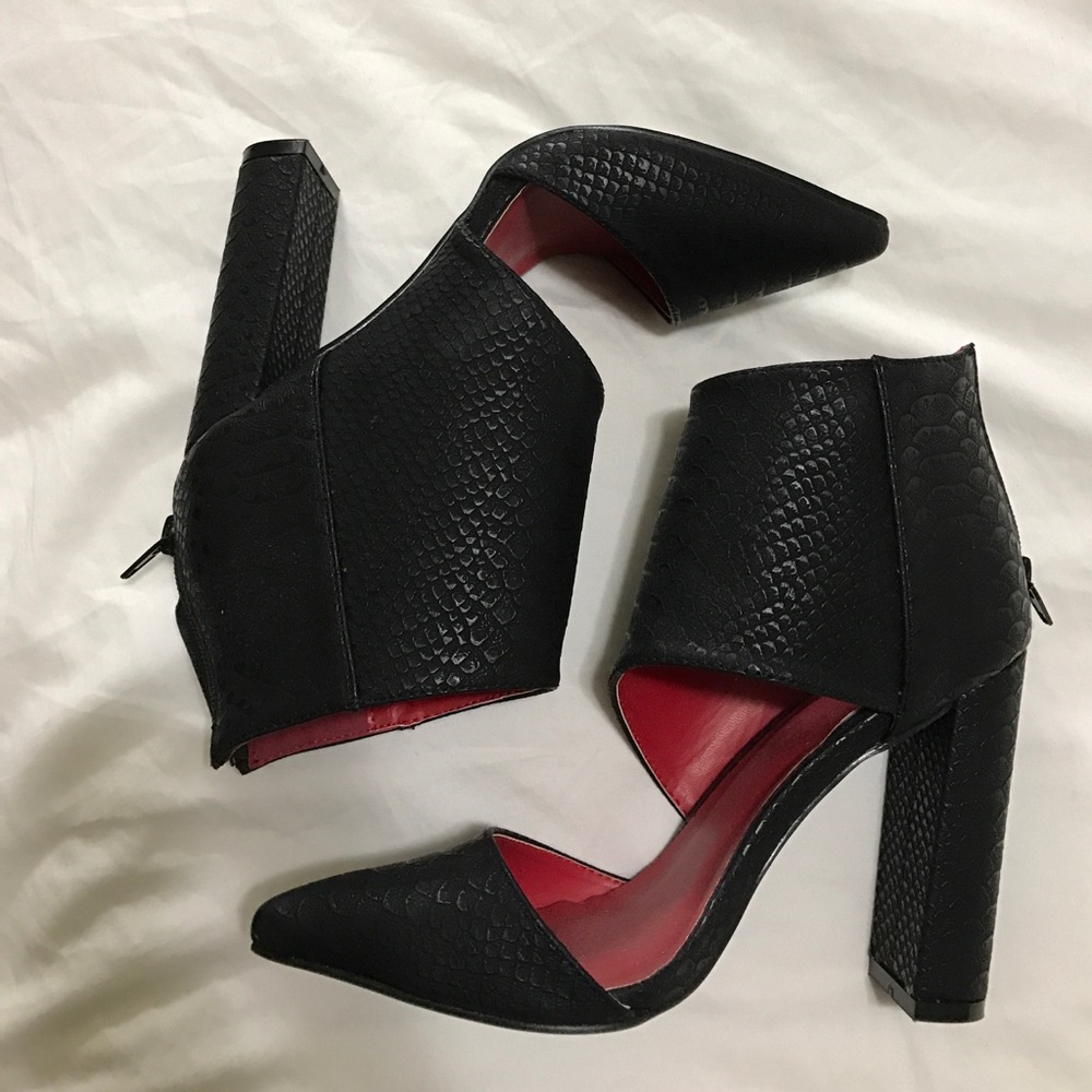 Black Pointed Toe Ankle Block Heels